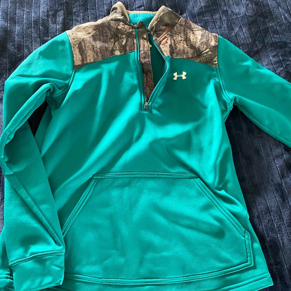 Under armour pull over